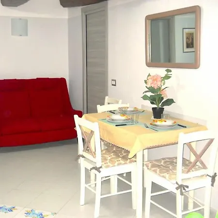 Casa Di Tonia Apartment *